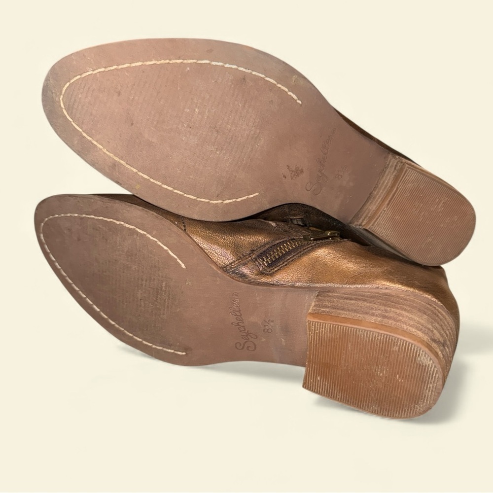 🌸Seychelles Iceburg Cutout Ankle Boots - Picture 10 of 10